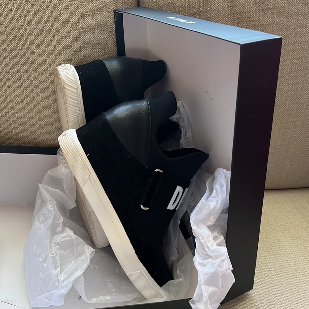 DKNY womens wedge sneakers size 9.5 - Picture 4 of 8